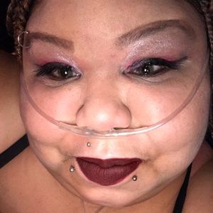 Meet your Posher, Donella